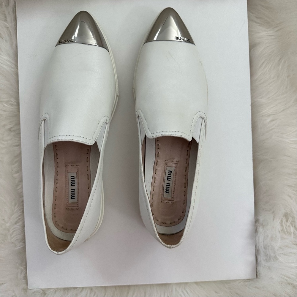 Miu Miu Leather Metal Pointed Toe Slip on Sneakers 8.5 White - Silver